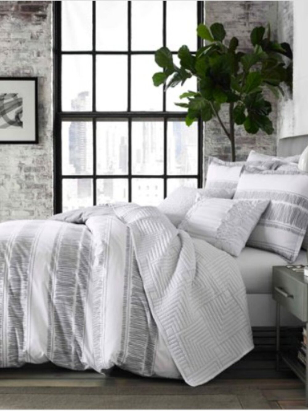 City Scene 150 Thread Count Comforter Sets, Twin with Sham